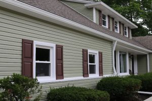 clean vinyl siding